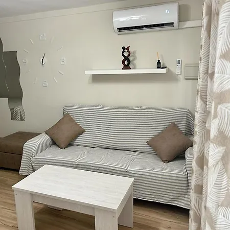 Apartment Bajo N/1 *