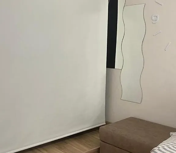 Bajo N/1 דירה נרחה